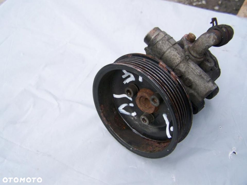 POMPA WSPOMAGANIA VW GOLF IV BORA LEON 1.4 16V - 2