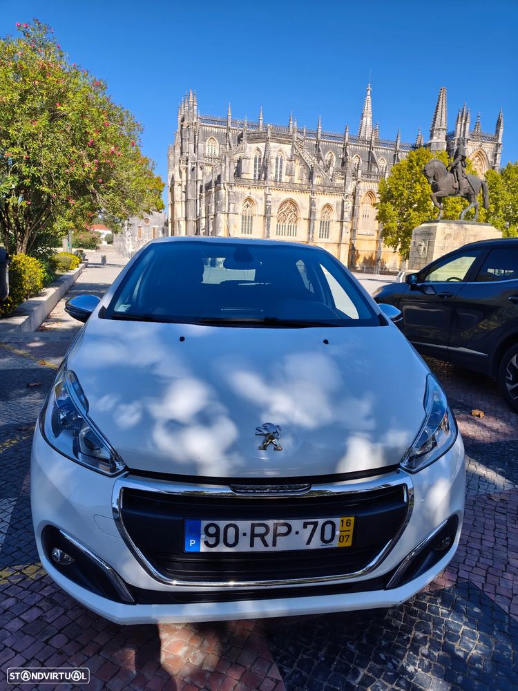 Peugeot 208 1.2 PureTech Style - 25