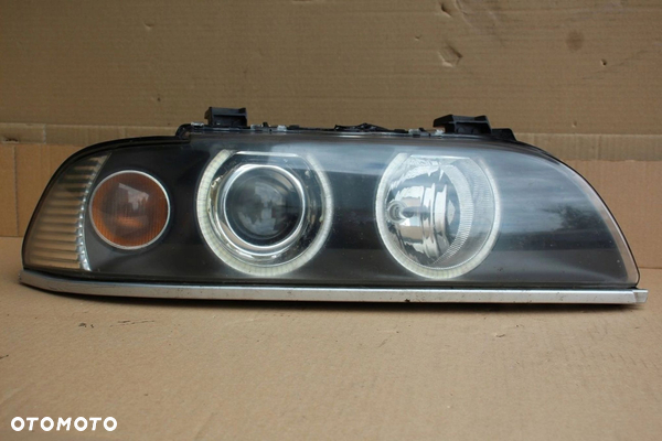 Lampa PRAWA BMW 5 e39 LIFT XENON Europa HELLA oryginalna kompletna