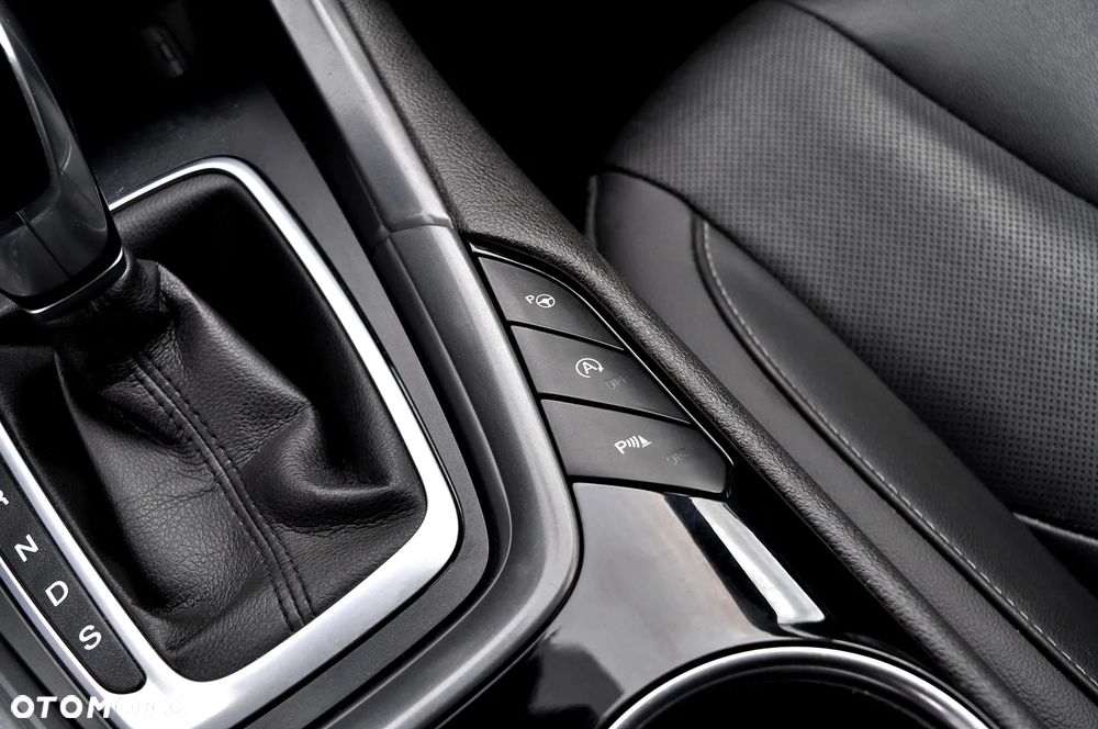 Ford Mondeo 2.0 TDCi Titanium PowerShift - 33