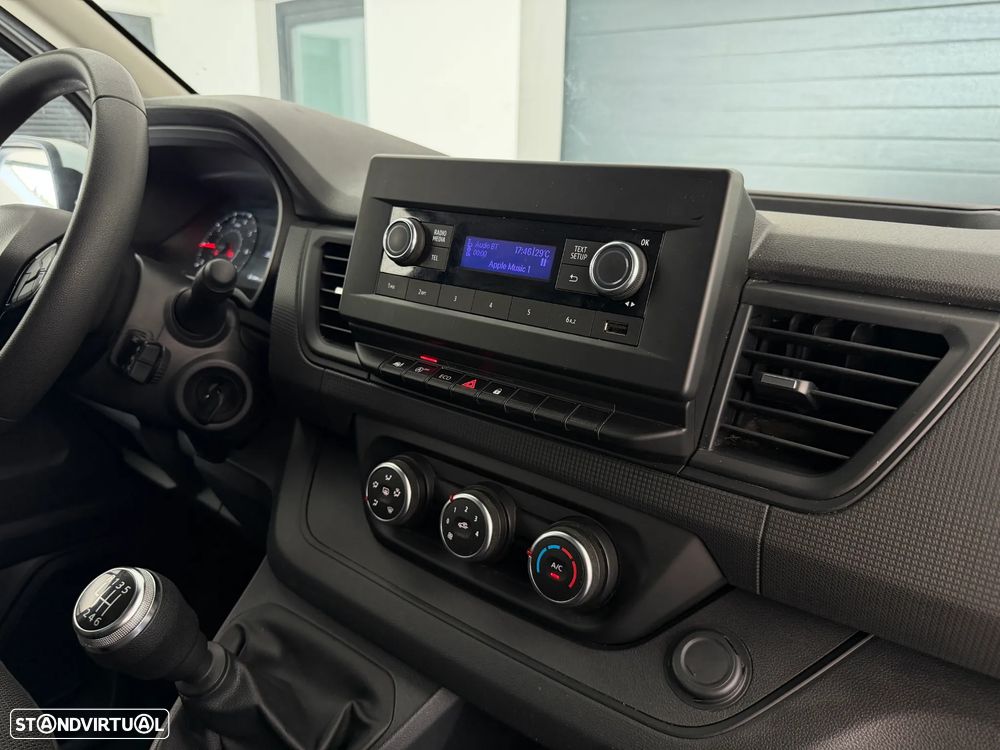 Renault Trafic 2.0 IVA Dedutível 3Lugares L1H1 - 16