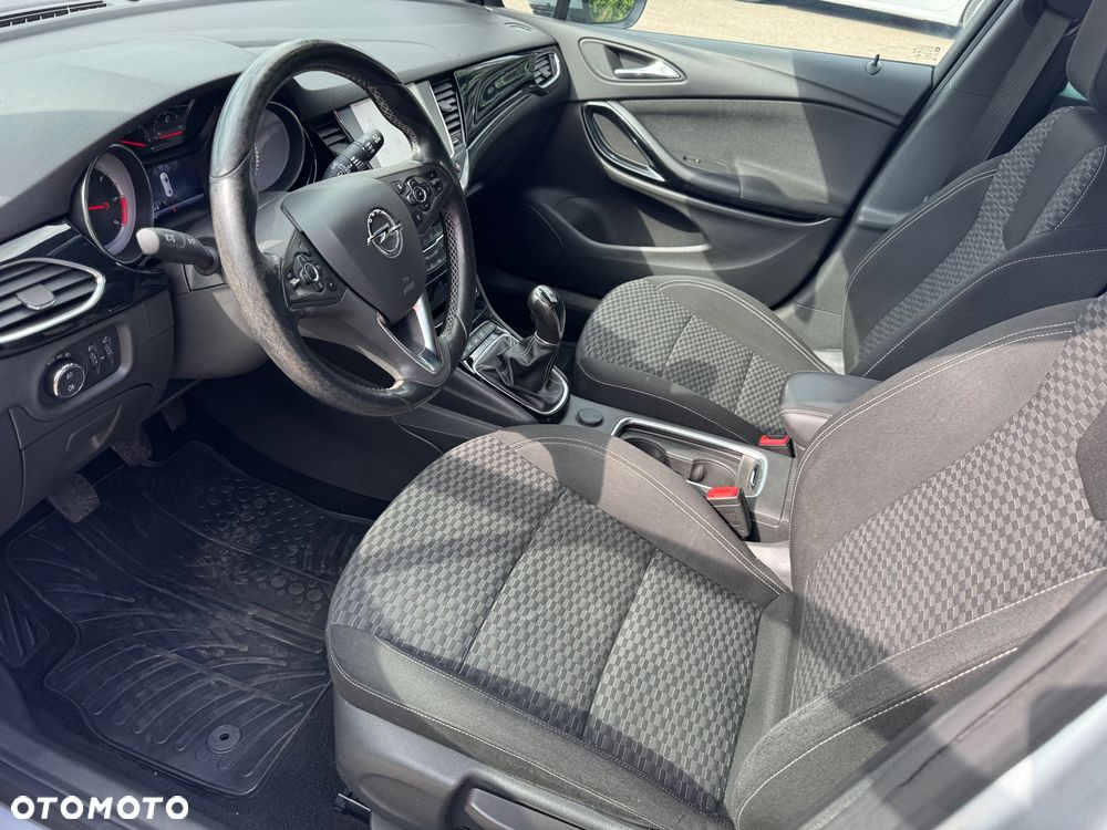 Opel Astra 1.6 D (CDTI) Dynamic - 21