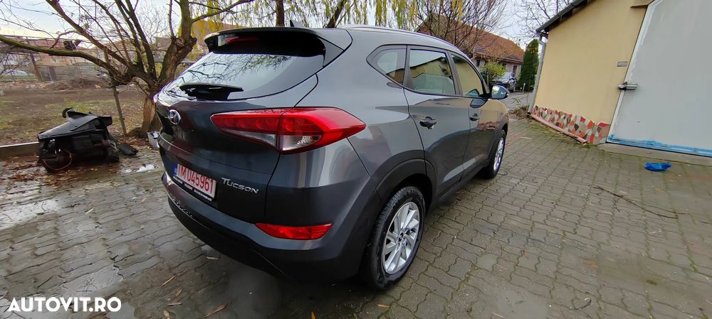 Hyundai Tucson blue 1.6 GDi 2WD Navi - 9