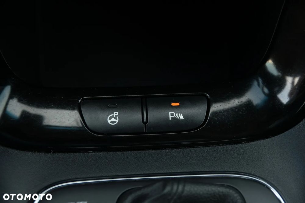 Kia Ceed 1.6 GDI DCT Platinum Edition - 34