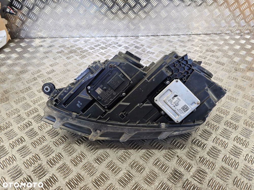 lampa bi-xenon prawy przód prawa przednia skoda octavia iii uk 5e2941016b - 5