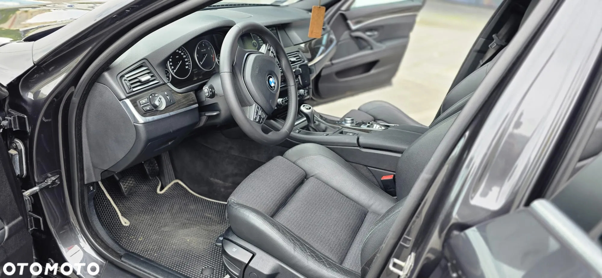 BMW Seria 5 520d - 15