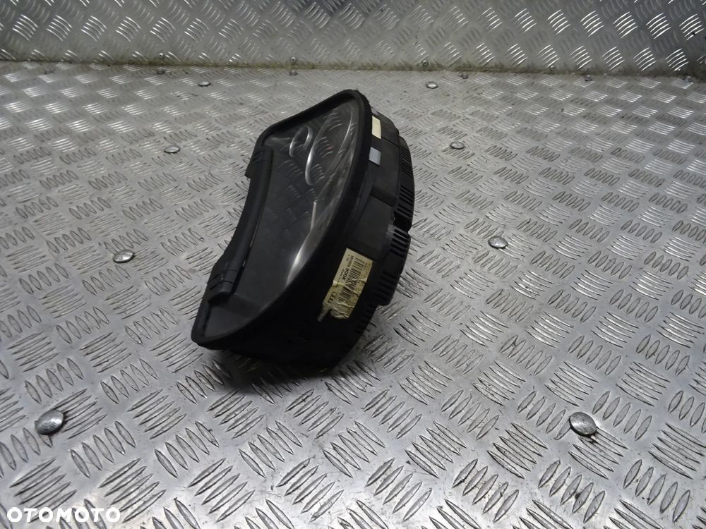 AUDI A4 B6 00-06 2.0B LICZNIK ZEGARY 0136901830 - 4