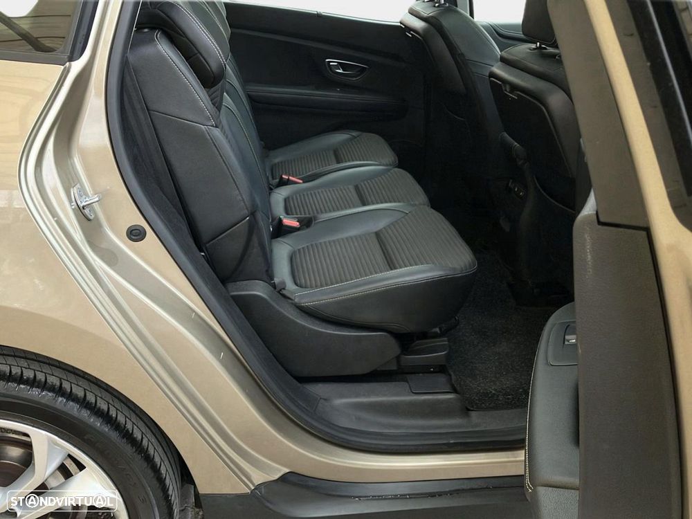 Renault Scénic - 16