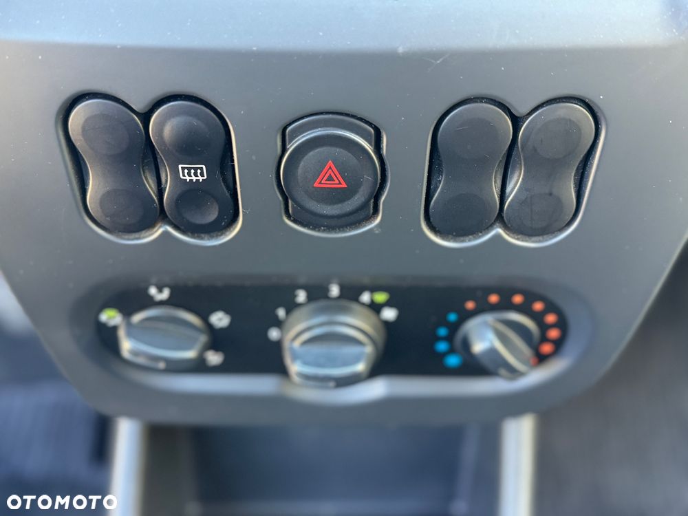 Dacia Sandero 1.4 MPI Ambiance - 13