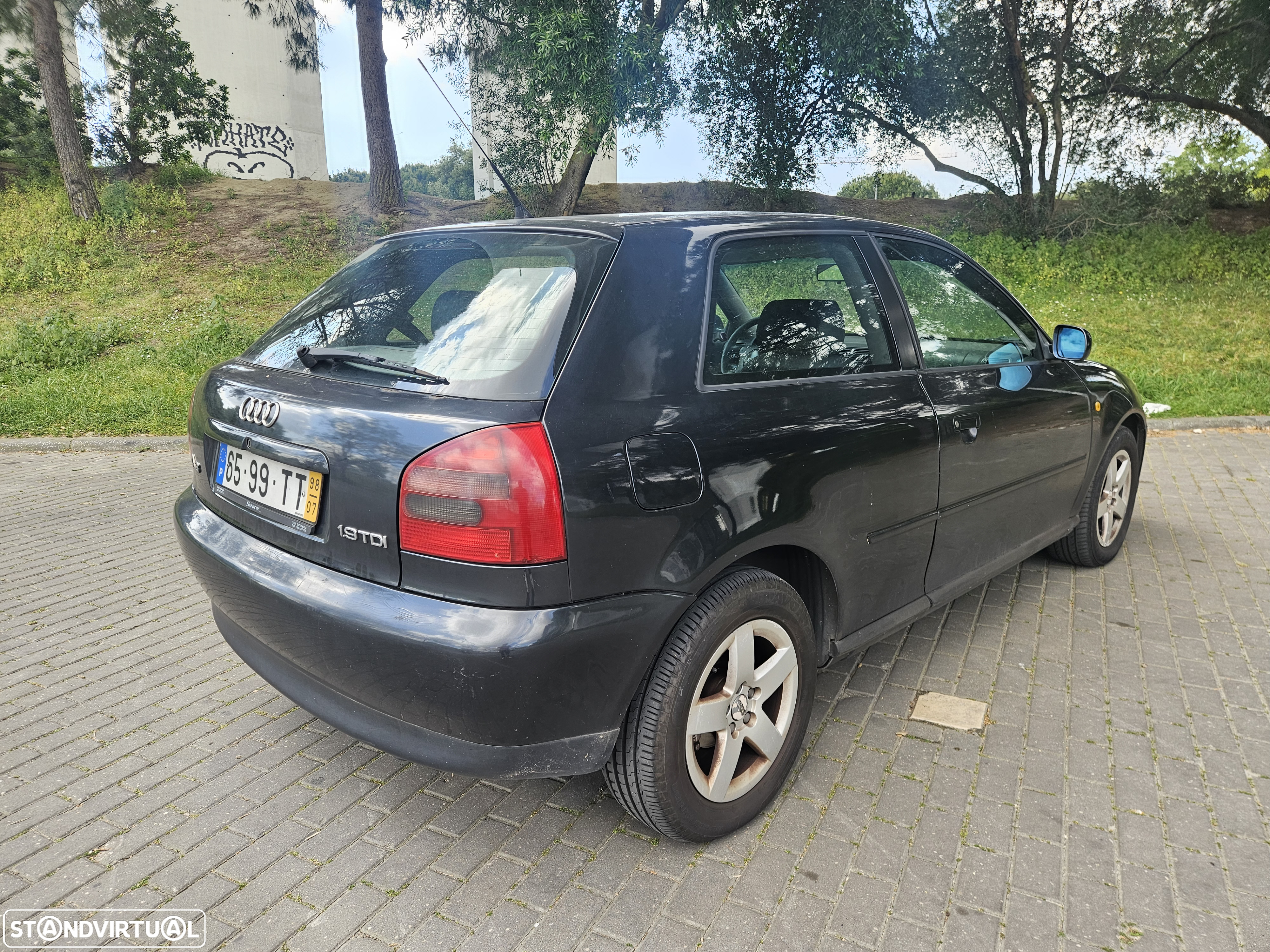 Audi A3 1.9 TDI Attraction - 3