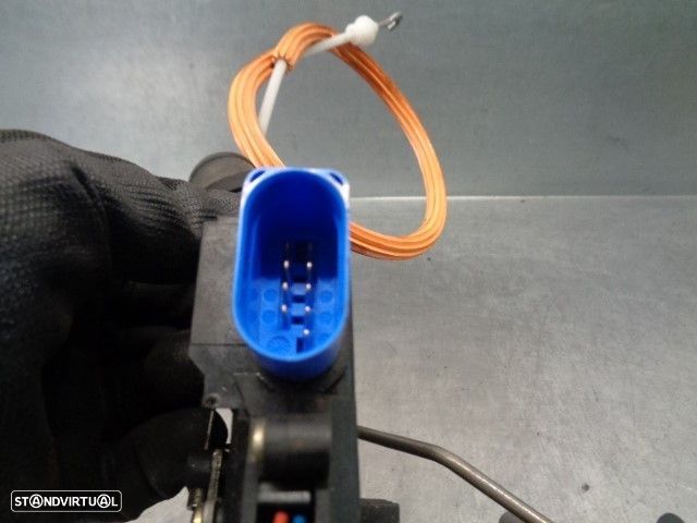 FECHADURA PORTA FRONTAL ESQUERDA AUDI A3 SPORTBACK 2004 -4E1837015 - 4