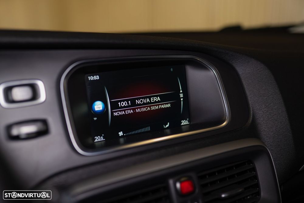 Volvo V40 2.0 D2 Momentum - 31