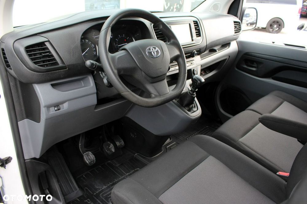 Toyota ProAce - 16