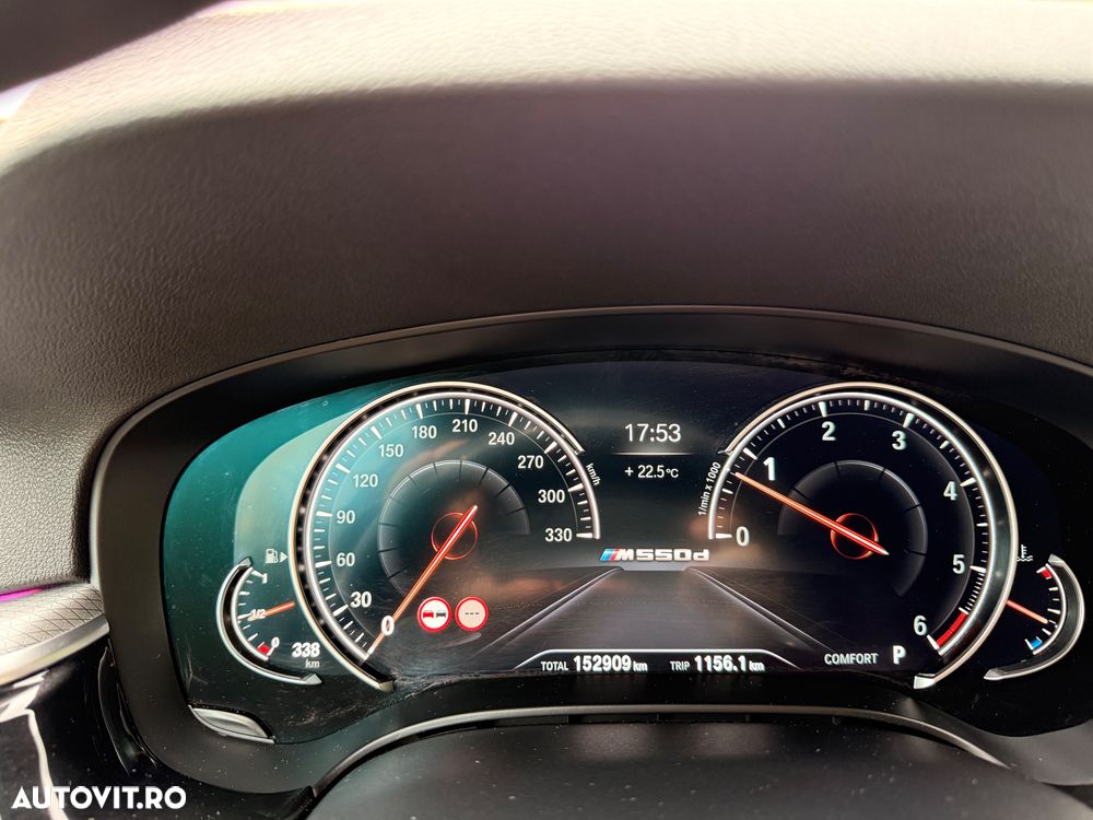 BMW Seria 5 530d xDrive AT - 11
