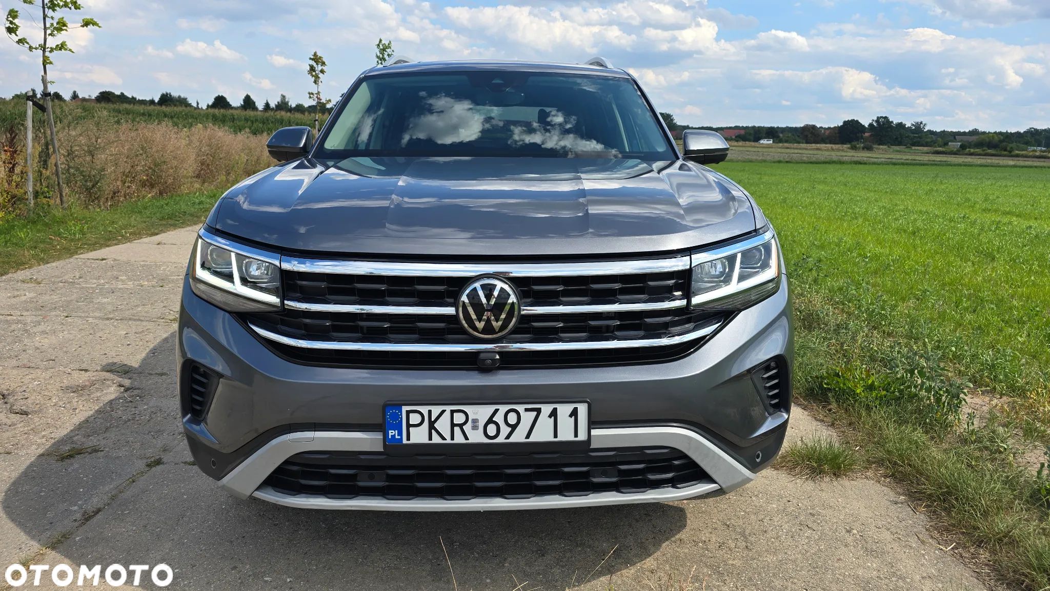 Volkswagen Atlas - 1