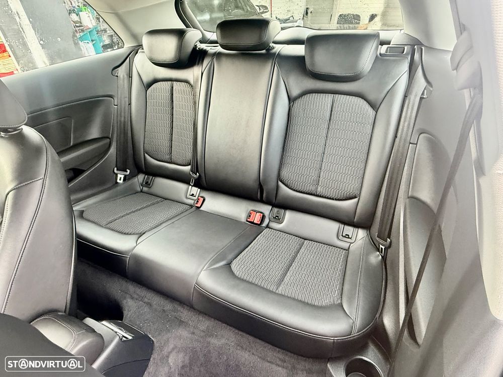 Audi A3 Sportback 1.6 TDI Attraction - 11