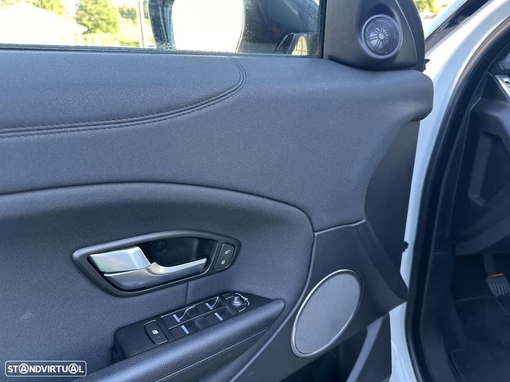 Land Rover Range Rover Evoque 2.0 D150 R-Dynamic - 39