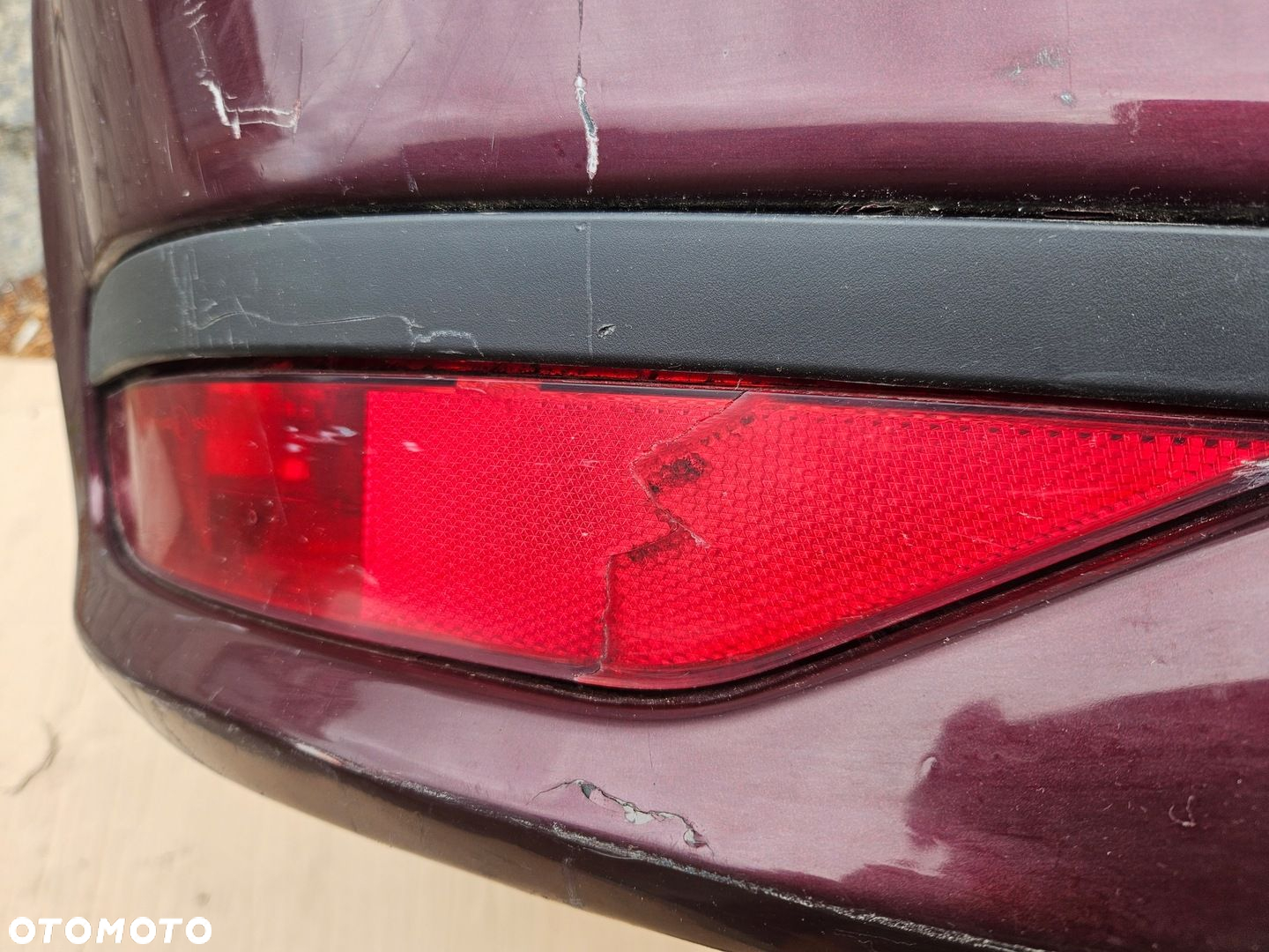 TOYOTA AVENSIS T27 12-14 SEDAN LIFT ZDERZAK TYŁ 3Q7 - 3