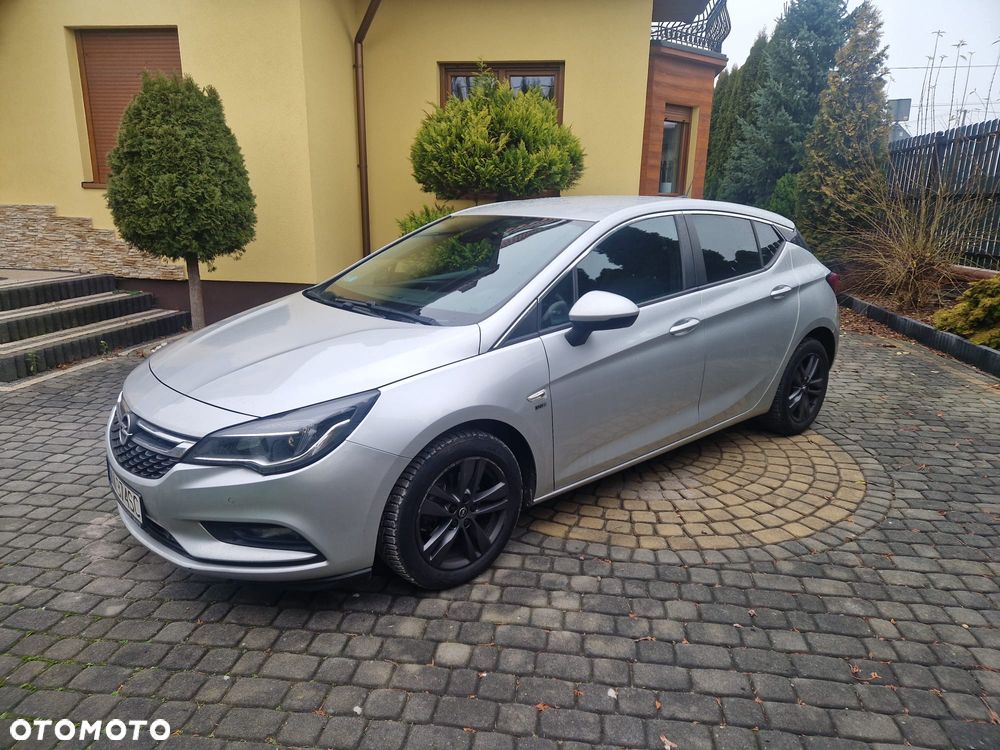 Opel Astra 1.0 T 120 Lat S&S - 3