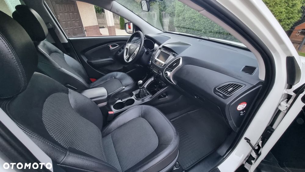 Hyundai ix35 - 13