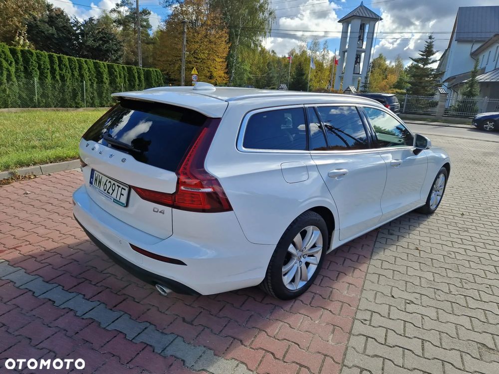 Volvo V60 D4 SCR AWD Momentum - 5