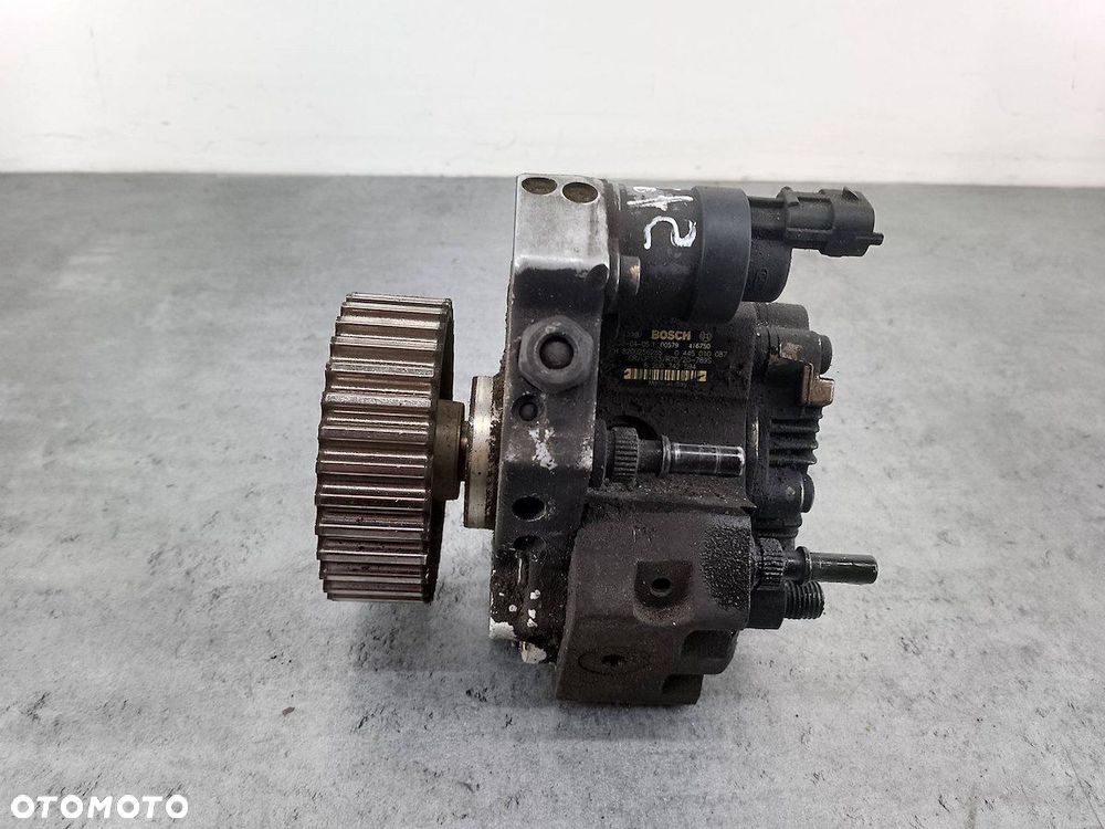 POMPA WTRYSKOWA RENAULT MEGANE II 8200256255  8200342594 0445010087  BOSCH - 1