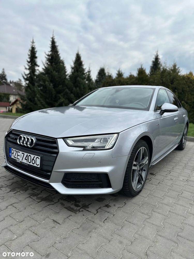 Audi A4 Limousine - 1