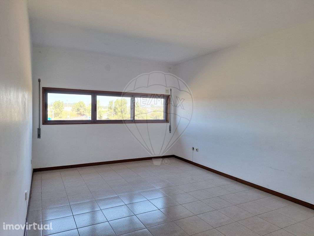 Apartamento T4 para venda - Grande imagem: 3/27