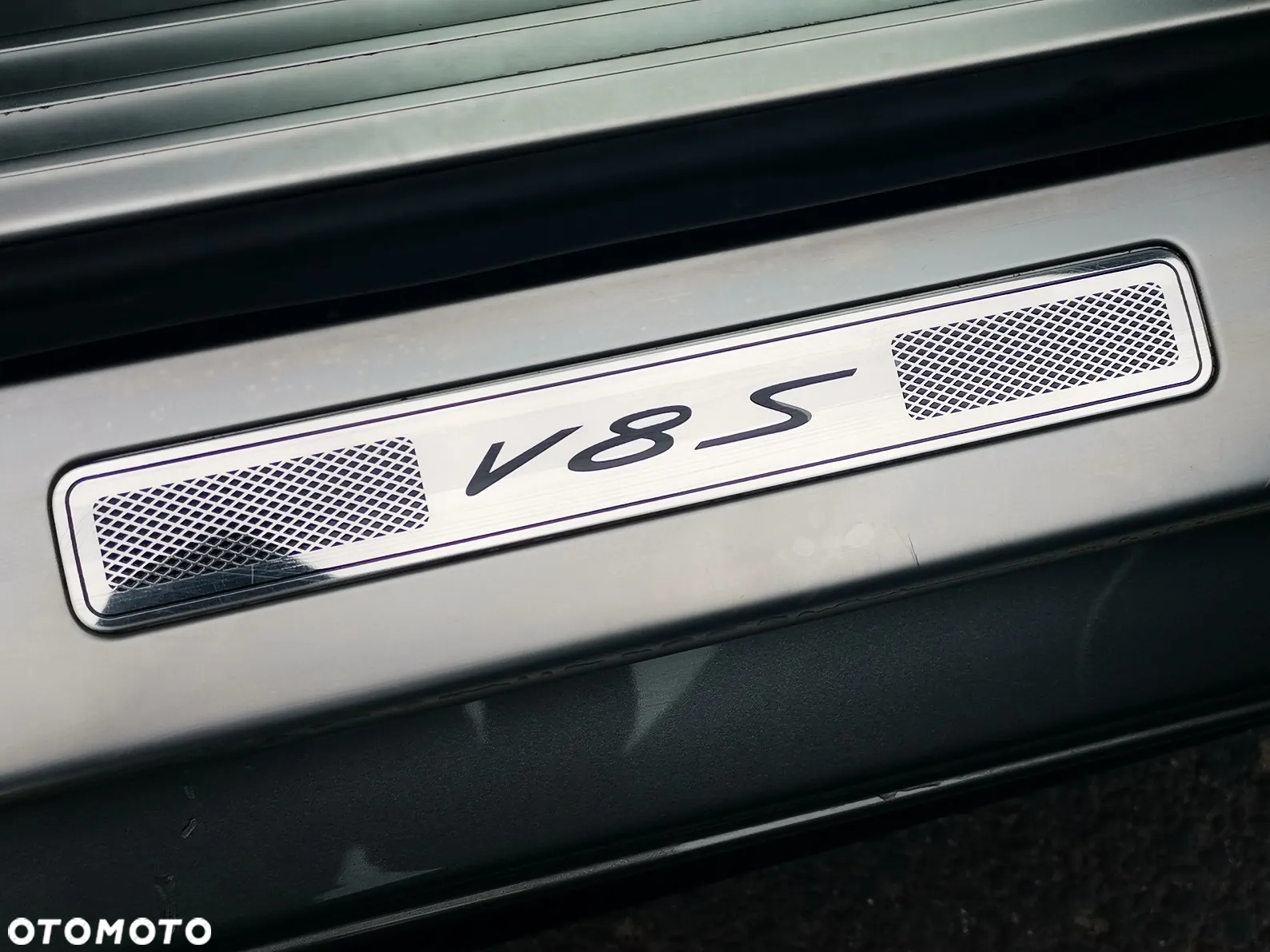 Bentley Continental GT V8 S Convertible - 26