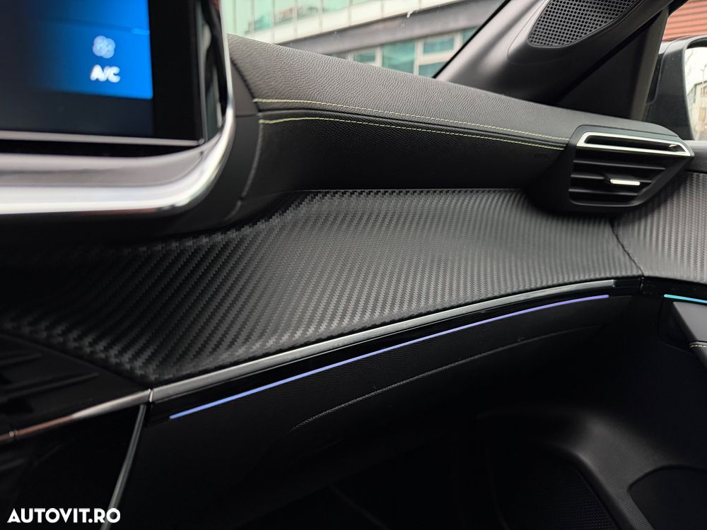 Peugeot 208 PureTech 130 EAT8 GT Pack - 40