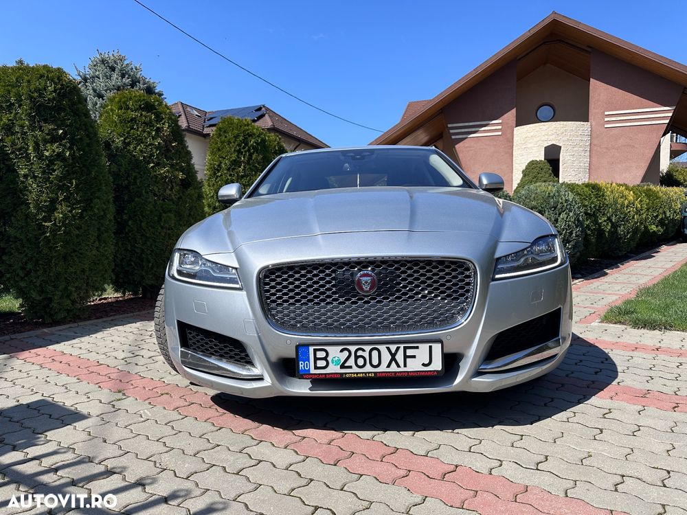 Jaguar XF 20d RWD Portfolio - 2