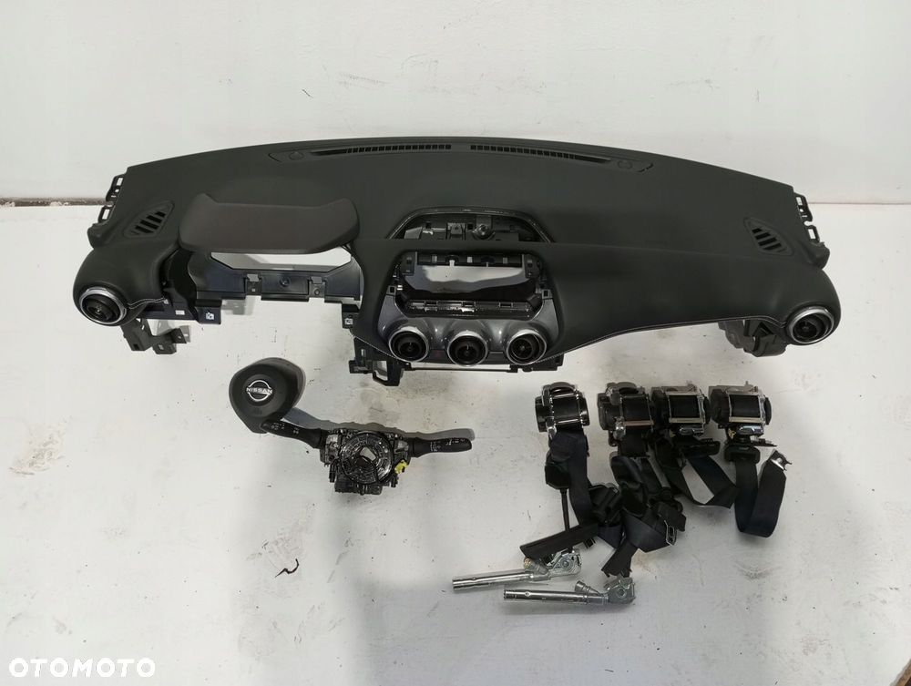 Konsola pulpit deska NISSAN JUKE II F16 - 5