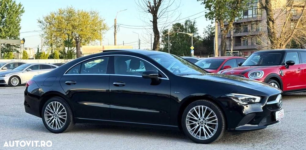 Mercedes-Benz CLA 250 - 12