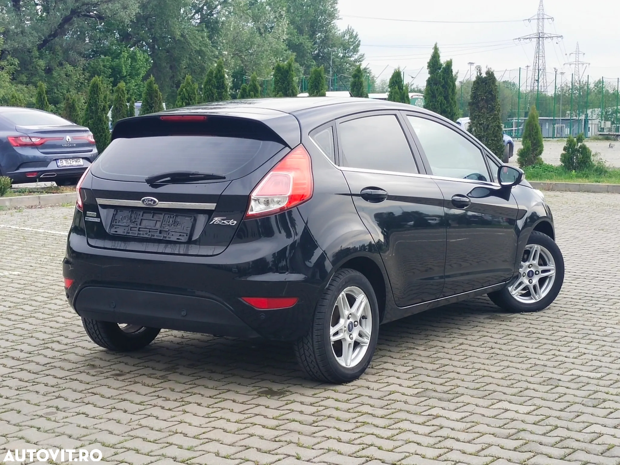 Ford Fiesta 1.6 TDCi DPF Titanium - 4