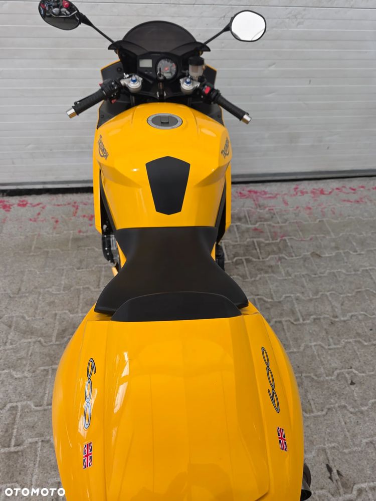 Triumph Daytona - 29