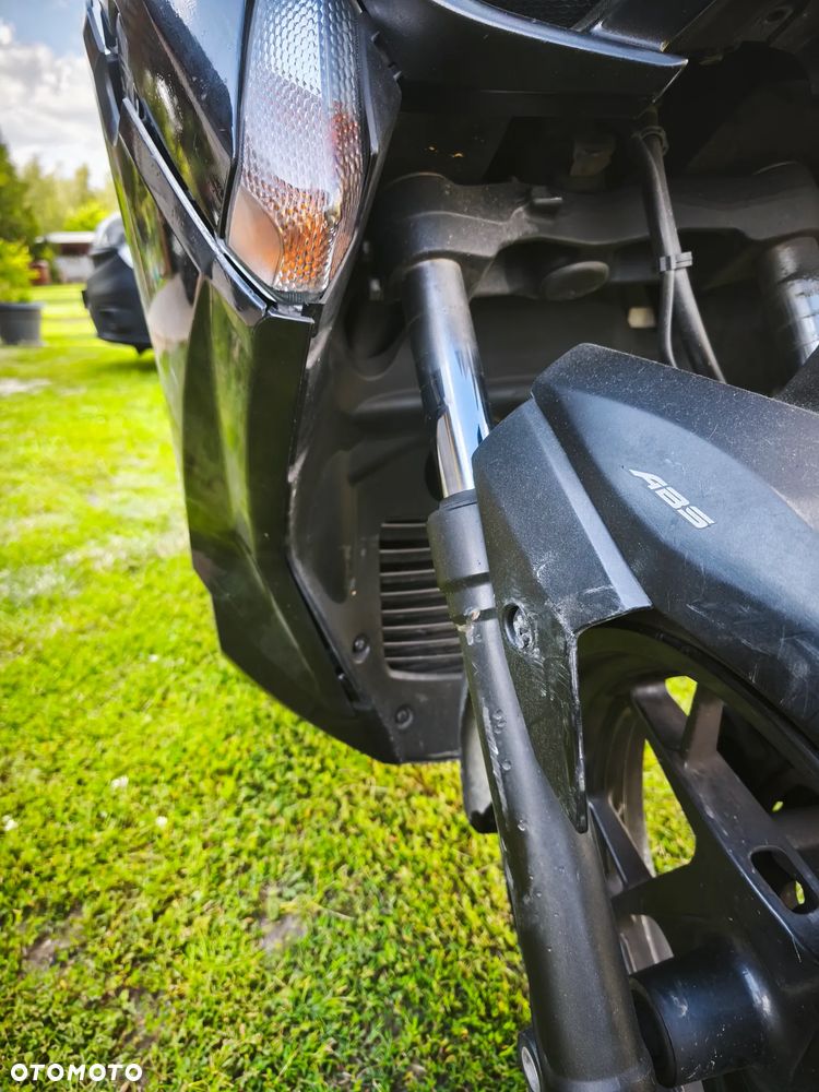 Yamaha X-max - 5