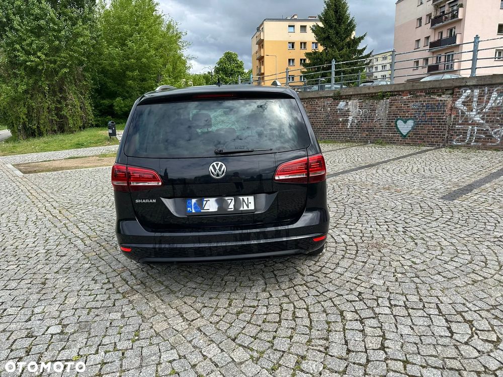 Volkswagen Sharan 2.0 TDI BMT Highline DSG - 10