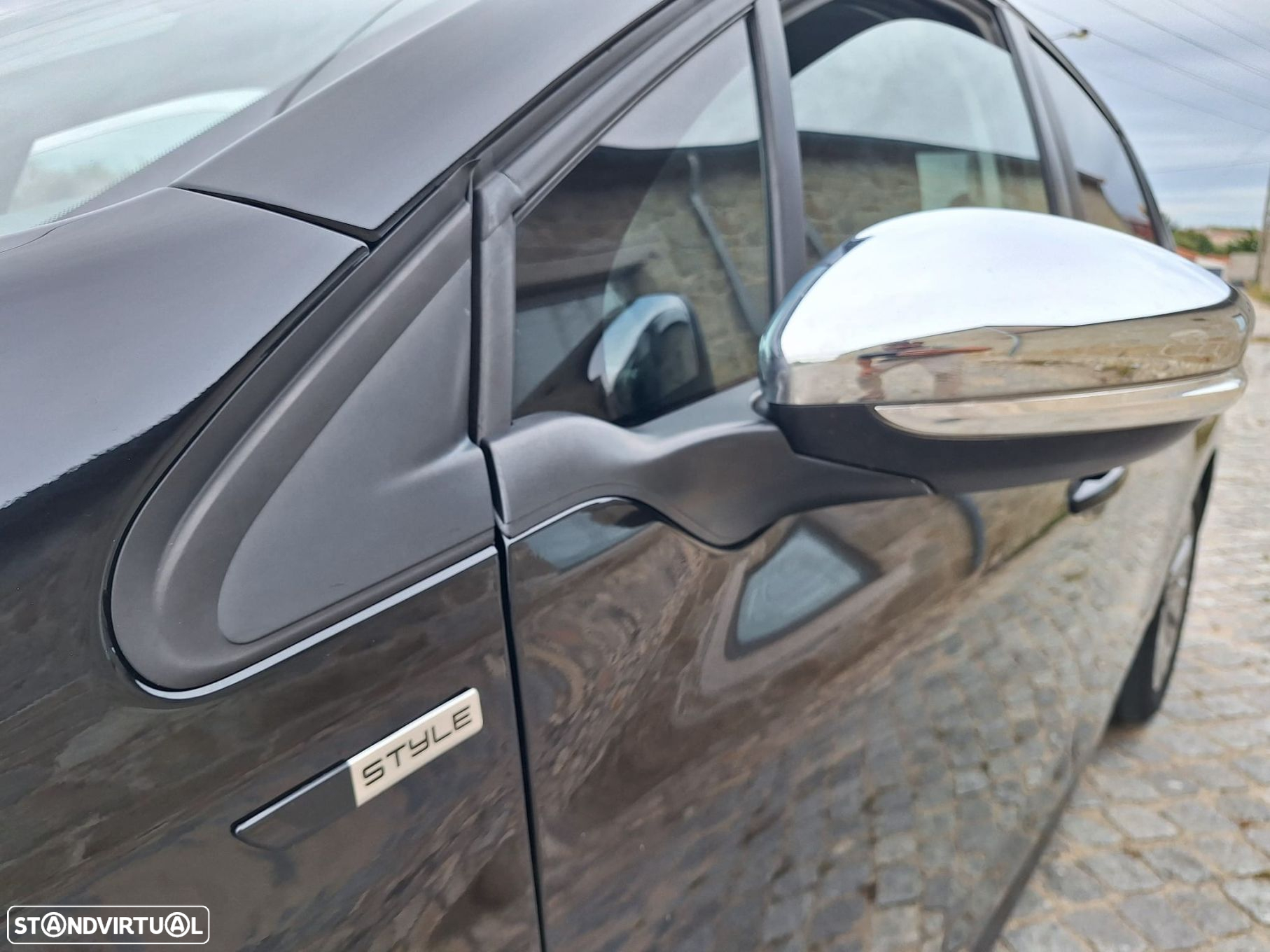 Peugeot 208 1.2 PureTech Style - 13