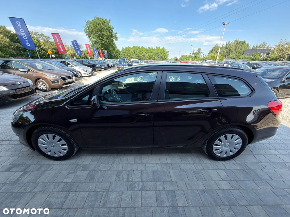 Opel Astra 1.4 T Cosmo - 25