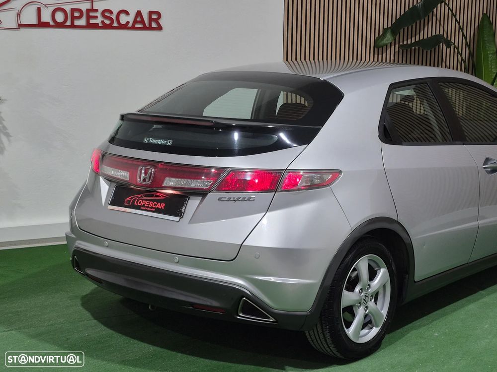 Honda Civic 1.4 i-VTEC Sport Edition - 6
