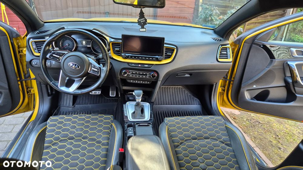Kia XCeed 1.4 T-GDI L Business Line DCT - 16