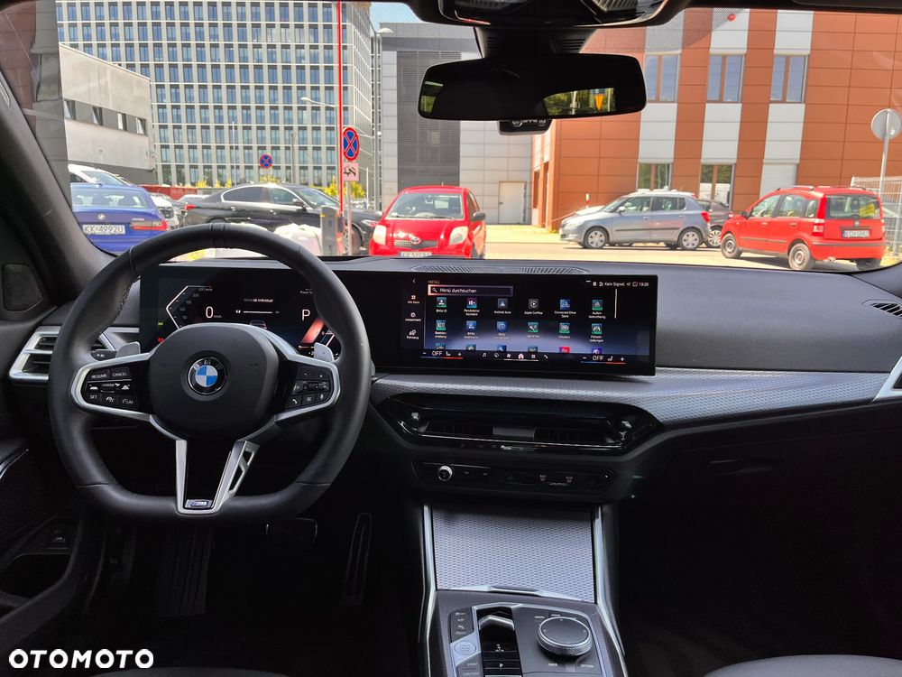 BMW Seria 3 330i xDrive M Sport sport - 35