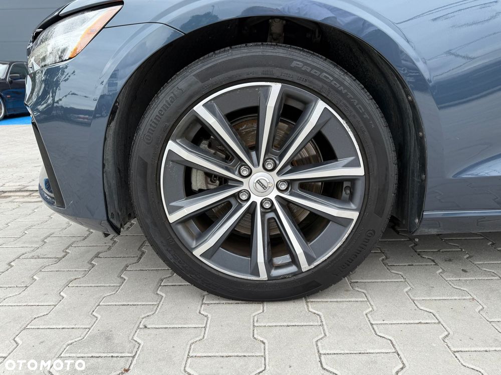 Volvo S60 T5 Momentum Pro - 28