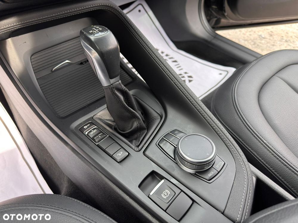 BMW X1 xDrive25i xLine - 27