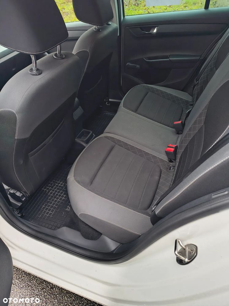 Skoda Fabia 1.0 TSI Ambition - 17