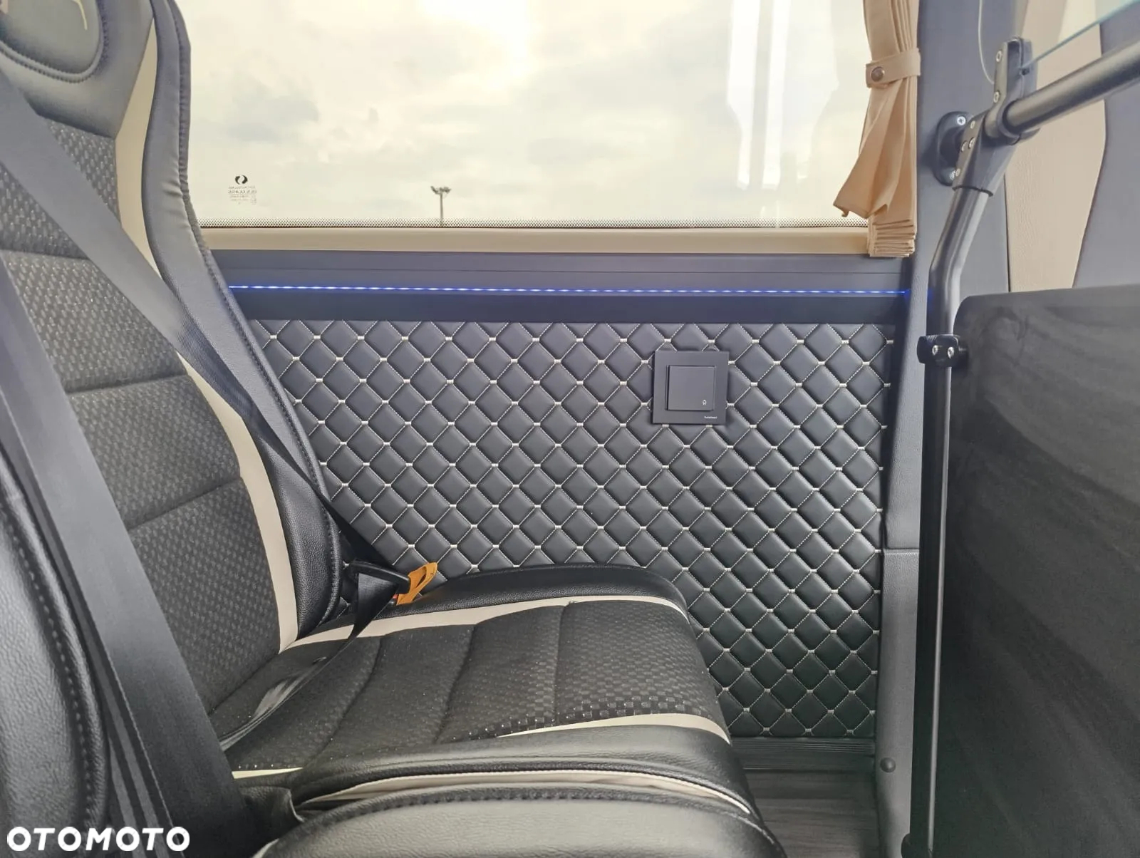 Iveco Mercus Daily 70C21 - 24
