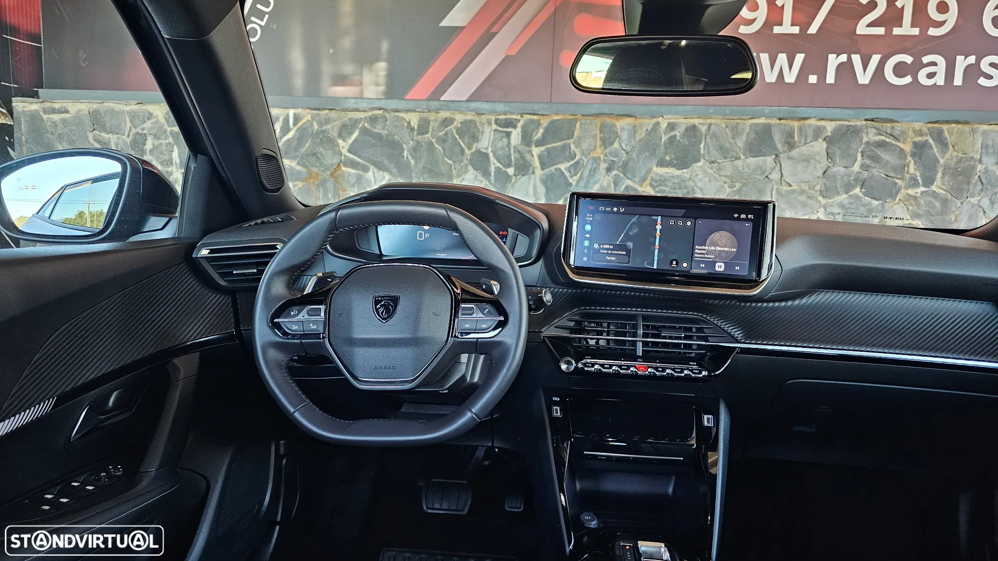 Peugeot 2008 1.2 PureTech Allure EAT8 - 37