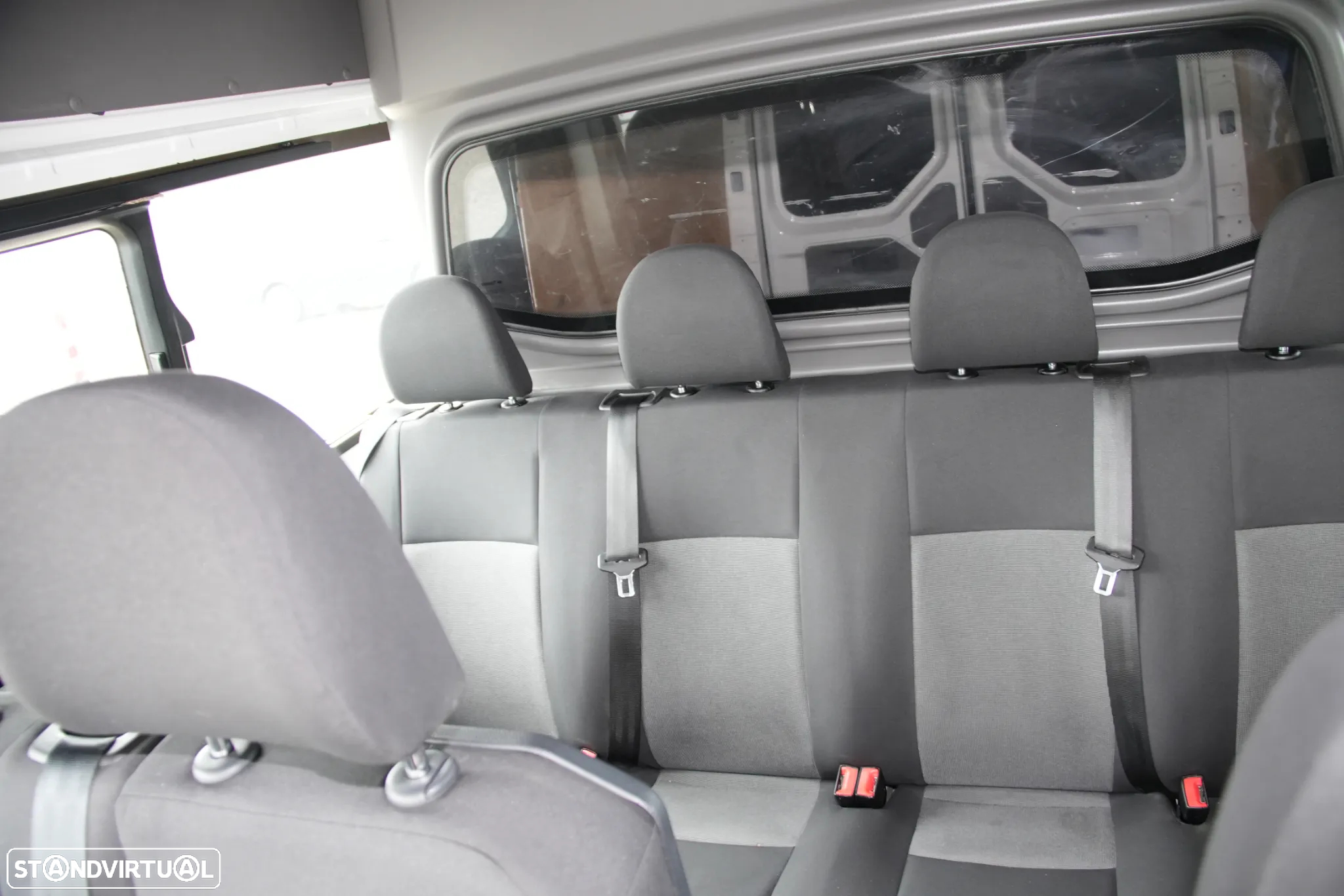 VW Crafter 7Lugares 2.0TDI 177cv - 13