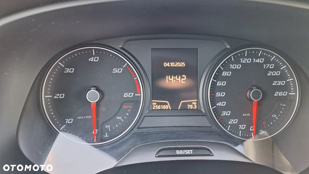 Seat Leon 2.0 TDI FR S&S DSG - 8