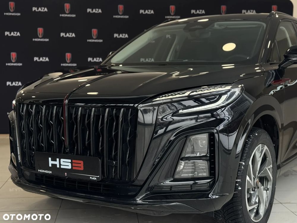 Hongqi H5 - 3